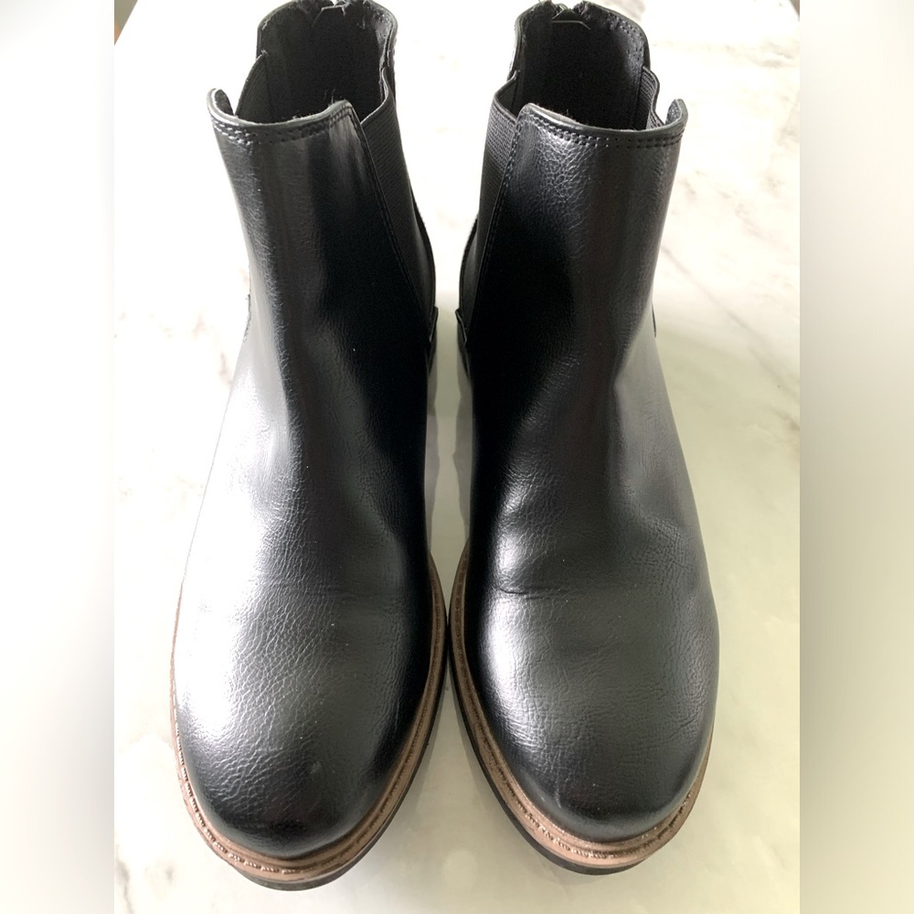 ESPRIT Leather Black Ankle Boots Booties Back Zipper Women’s 8.5